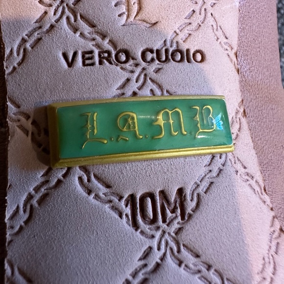 L.A.M.B peep toe pumps - Picture 9 of 9